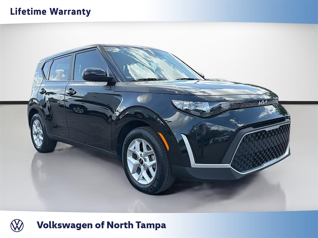 Used 2023 Kia Soul LX w/ Option Group 015 image 1