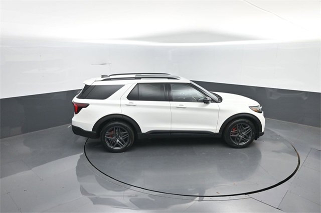 New 2026 Ford Explorer ST w/ Sun And Sound Package image 29