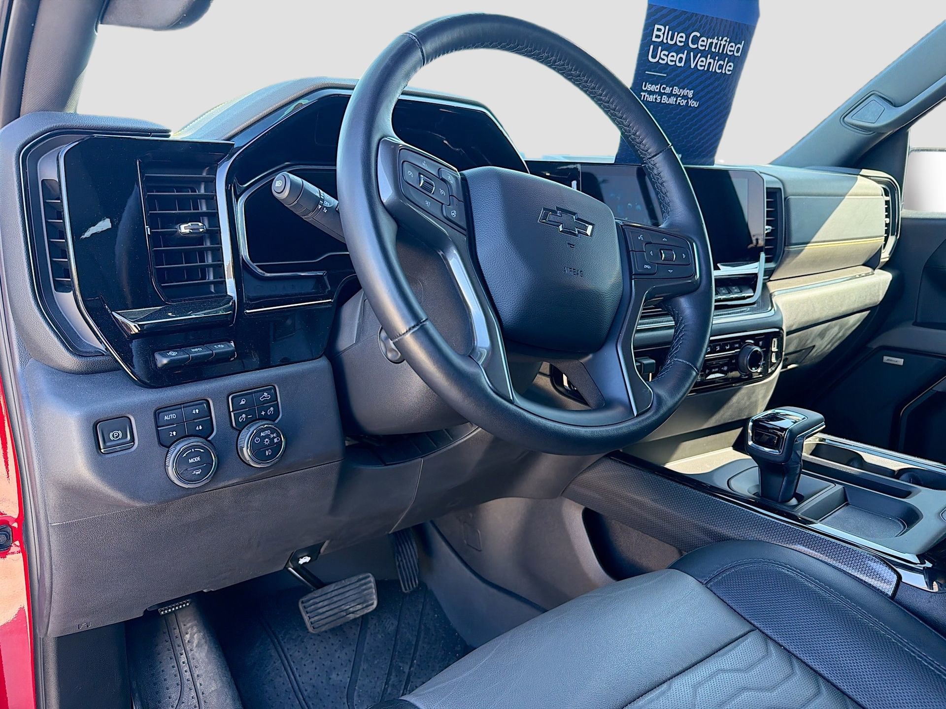 Used 2023 Chevrolet Silverado 1500 ZR2 w/ Technology Package image 12