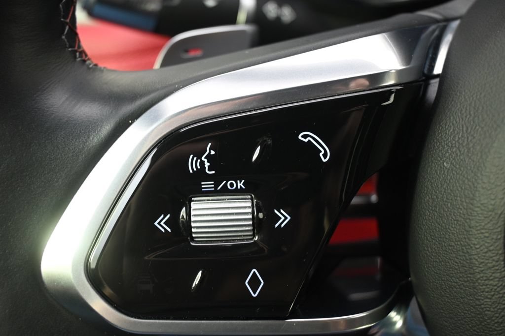 Used 2022 Jaguar F-PACE SVR AWD/4WD image 36
