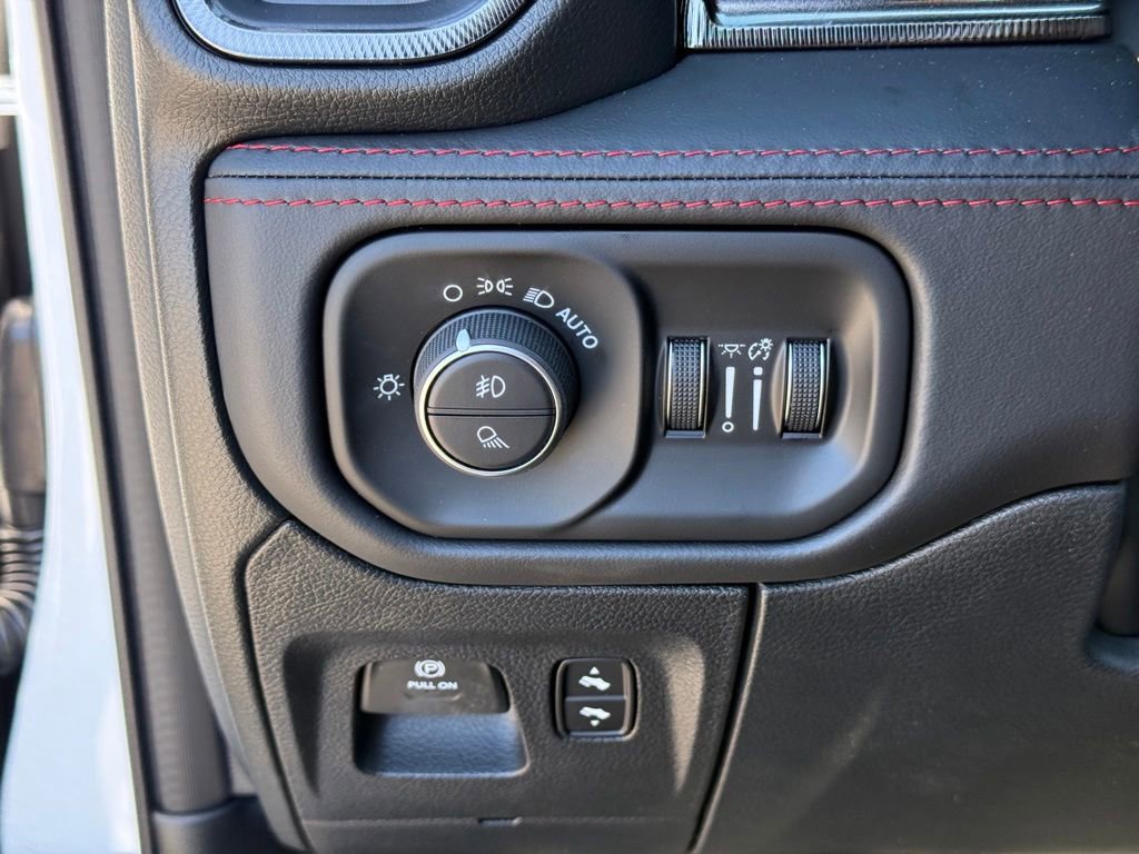 New 2026 RAM 1500 RHO AWD/4WD image 18