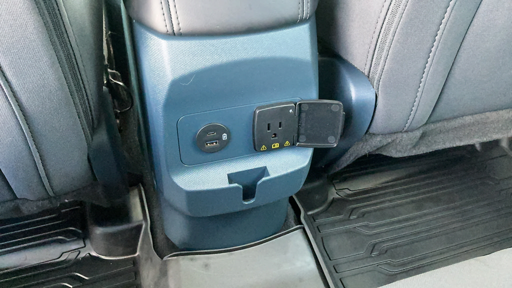 Used 2024 Ford Maverick XLT w/ XLT Luxury Package FWD image 10