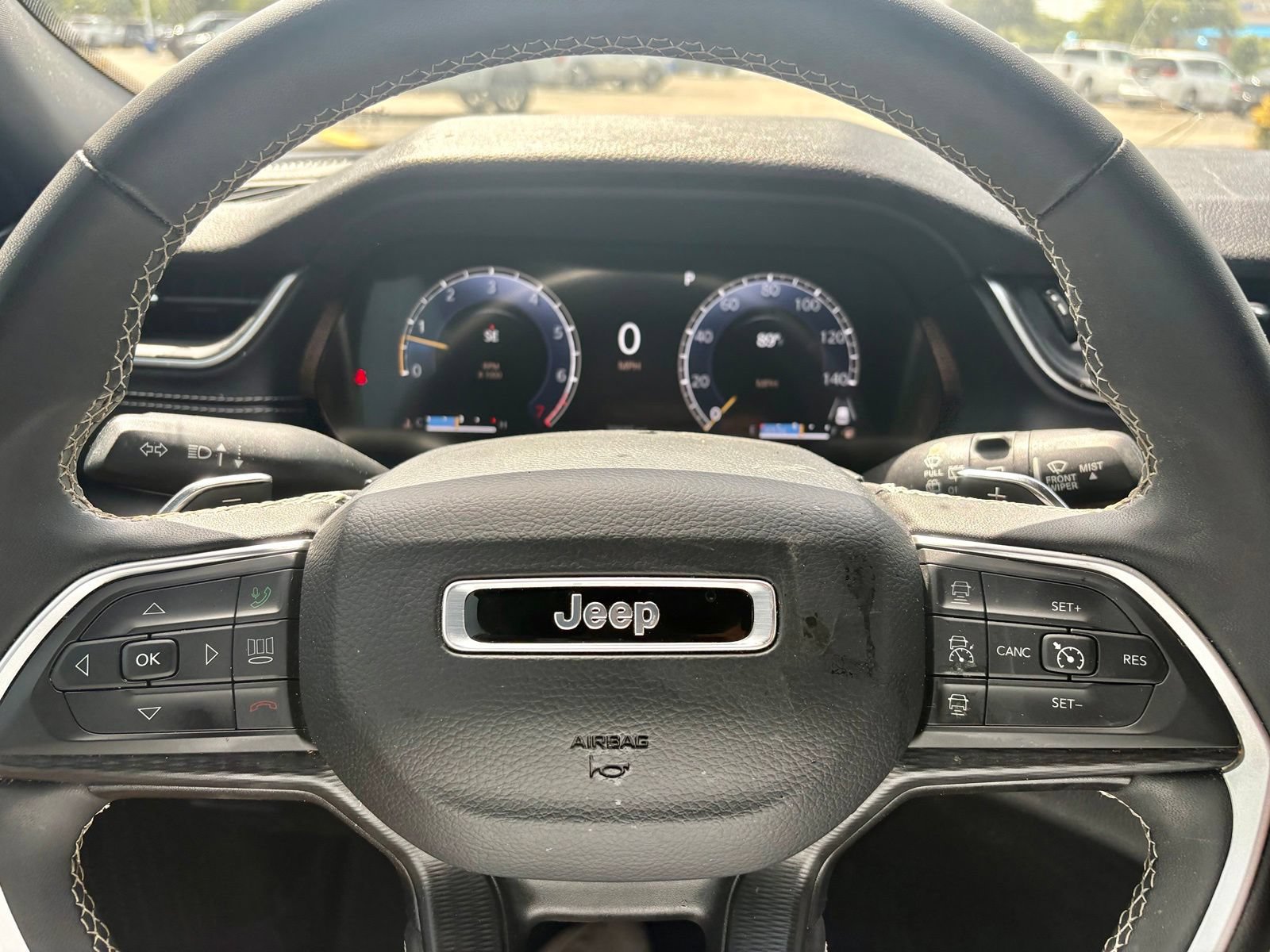 Used 2024 Jeep Grand Cherokee L Laredo RWD image 15