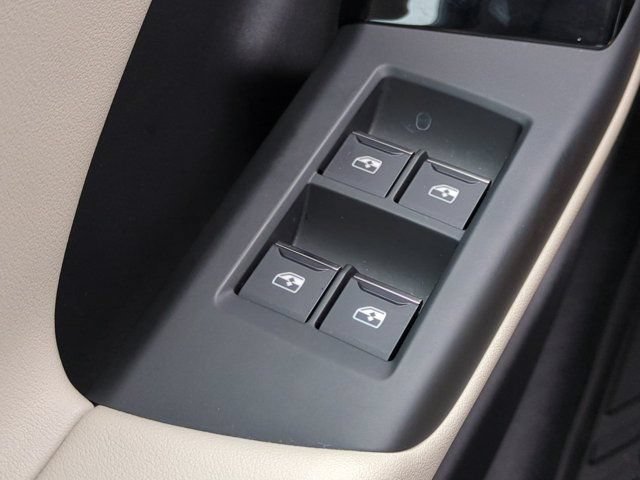 Used 2025 Audi Q6 e-tron Prestige AWD/4WD image 23