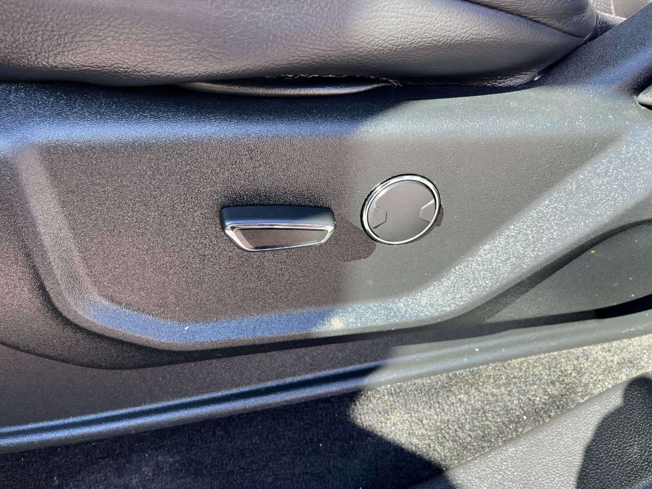 Used 2018 Ford F150 XLT w/ Equipment Group 301A Mid image 12