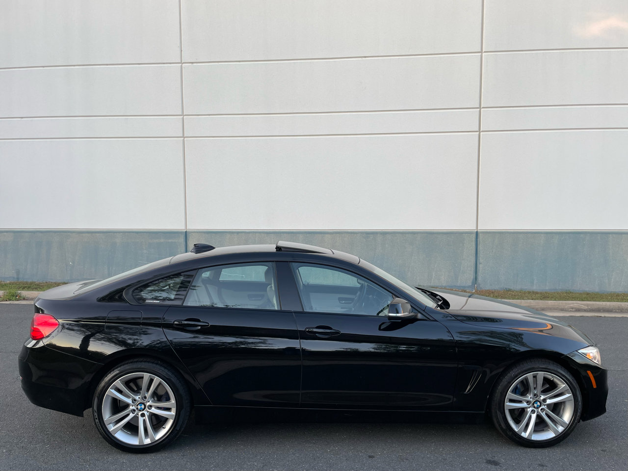Used 2015 BMW 428i Gran Coupe xDrive image 9