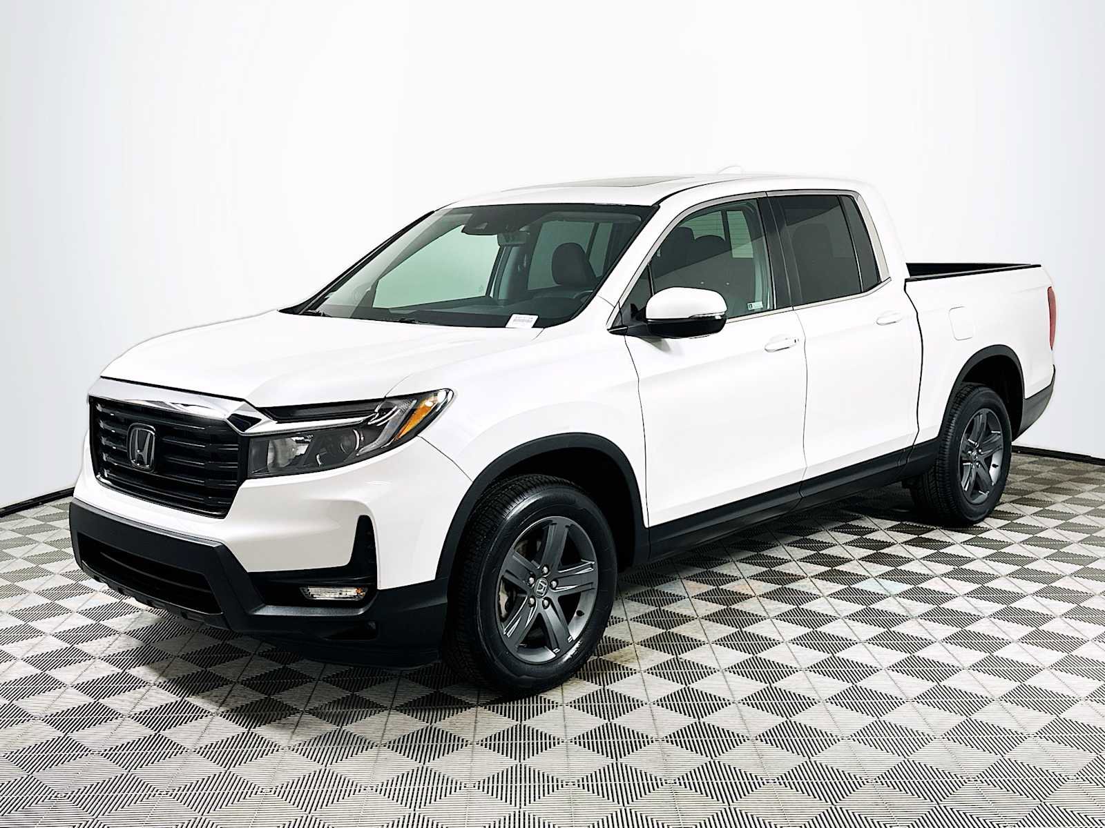Used 2023 Honda Ridgeline RTL image 3