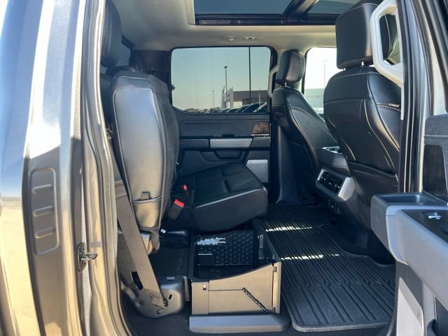 Used 2024 Ford F250 Lariat w/ Lariat Ultimate Package AWD/4WD image 31