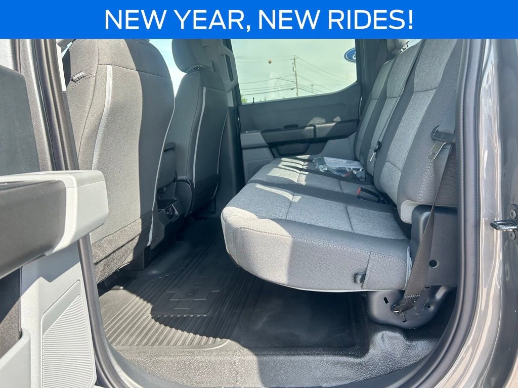 New 2025 Ford F250 XL image 19