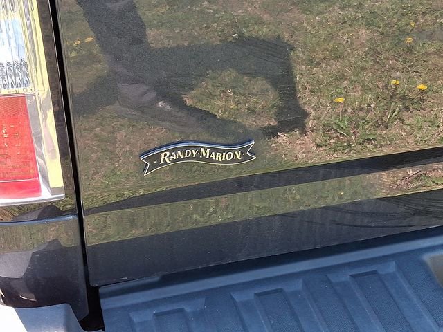 Used 2021 GMC Canyon Denali image 7