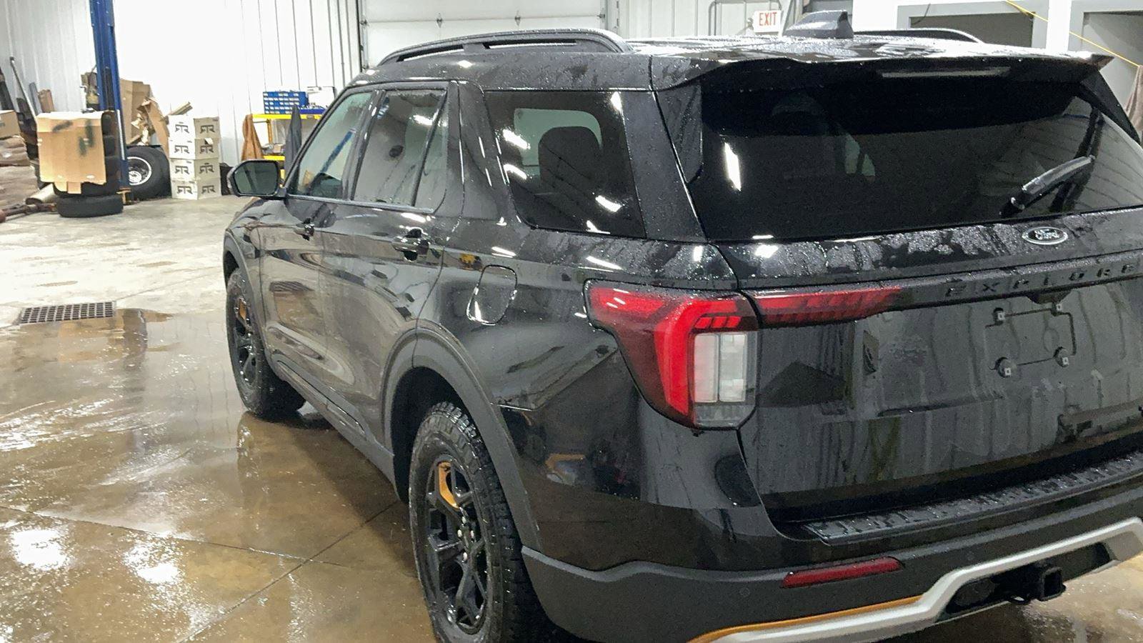 New 2026 Ford Explorer Tremor w/ Tremor Convenience Package image 8