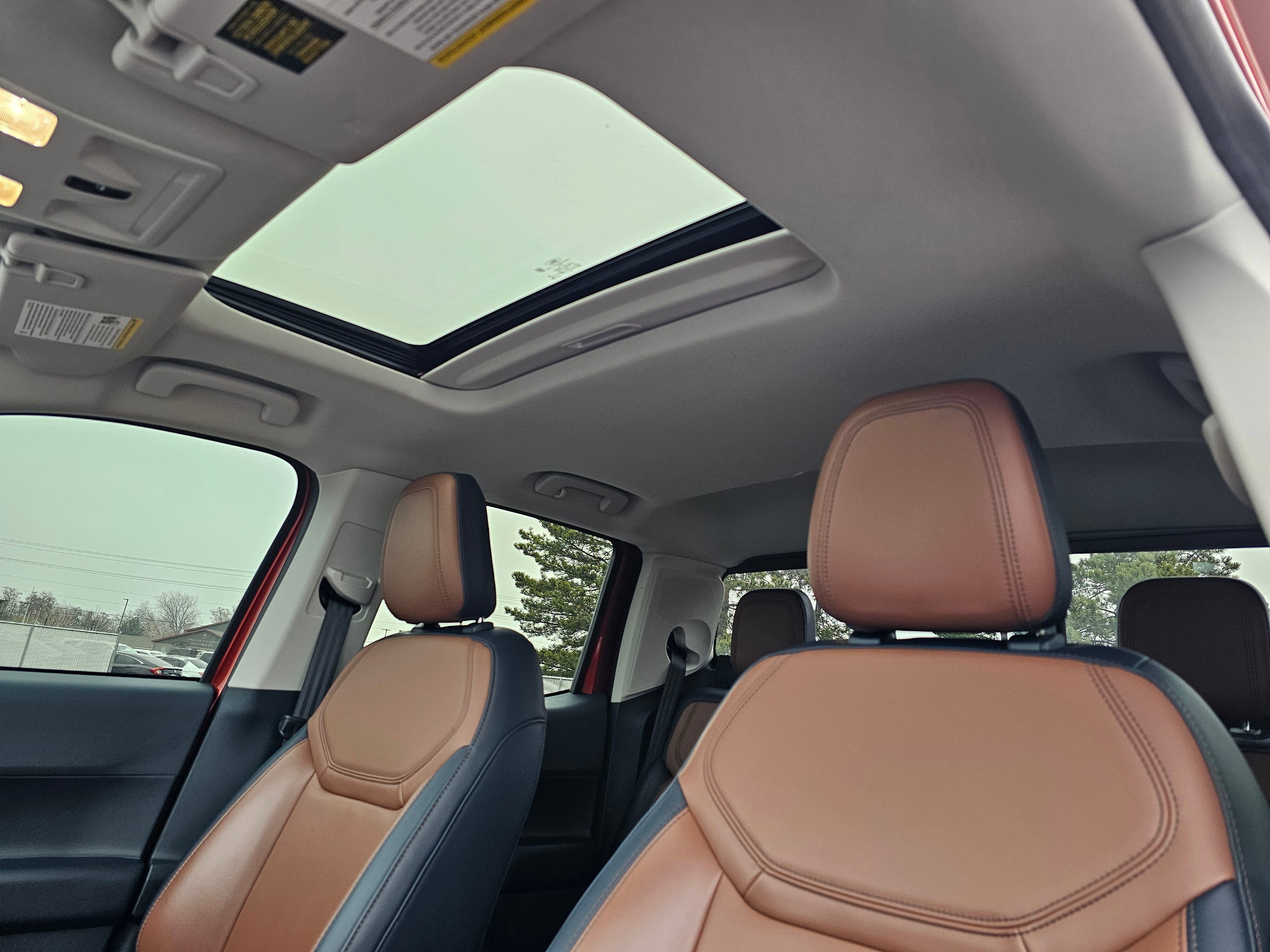 Used 2022 Ford Maverick Lariat w/ Lariat Luxury Package image 58