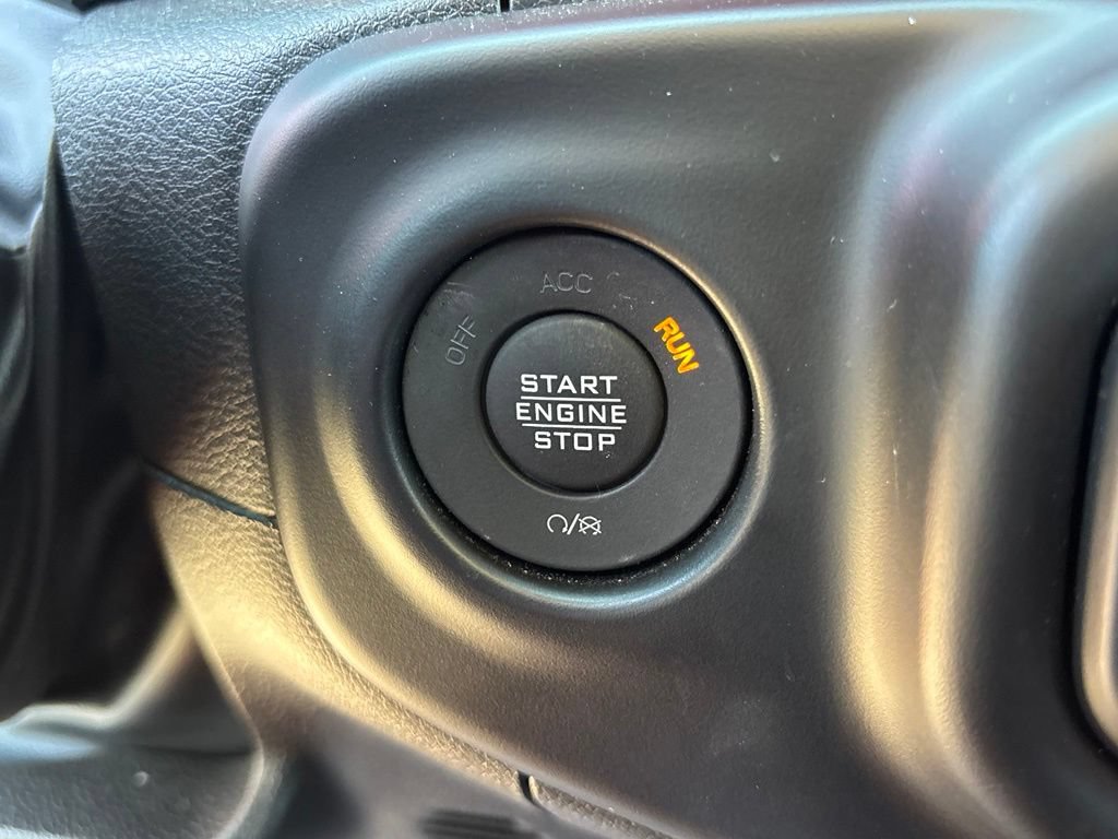 Used 2023 Jeep Wrangler Unlimited Rubicon 4xe AWD/4WD image 14