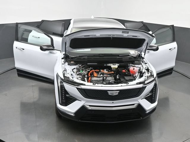 New 2026 Cadillac Optiq Sport 1 w/ LPO, Floor Liner Package AWD/4WD image 63