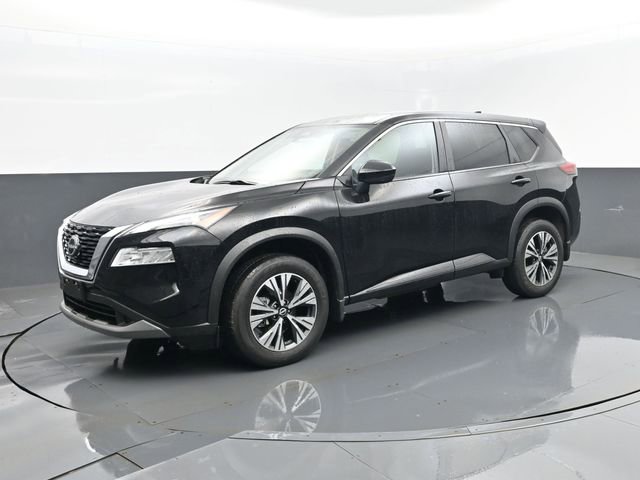 Used 2023 Nissan Rogue SV image 2