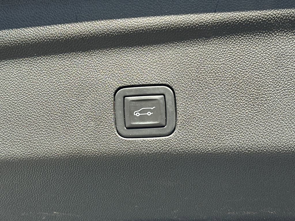 Used 2023 Chevrolet Tahoe RST w/ Luxury Package image 7