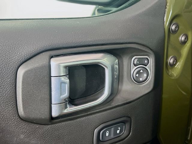Used 2022 Jeep Wrangler Unlimited Sahara image 17