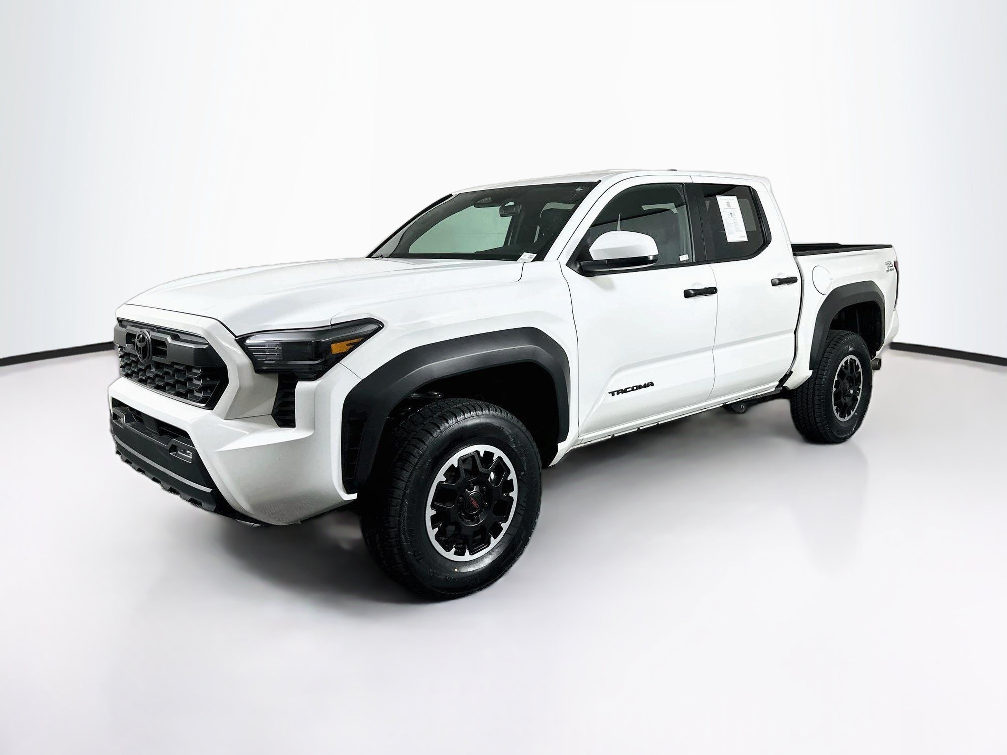 Used 2026 Toyota Tacoma TRD Off-Road AWD/4WD image 3