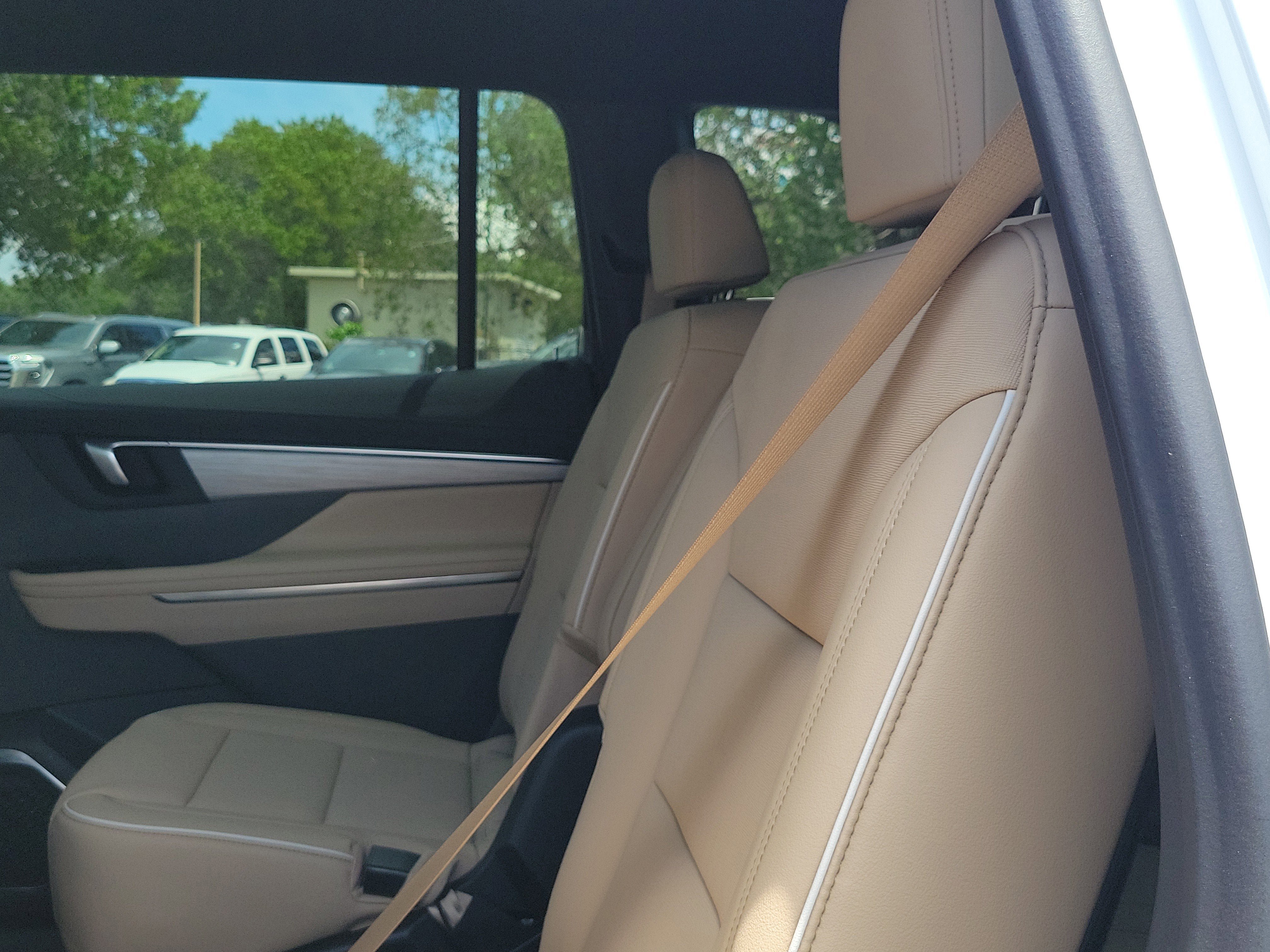 New 2026 Buick Enclave Preferred w/ Power Package FWD image 6