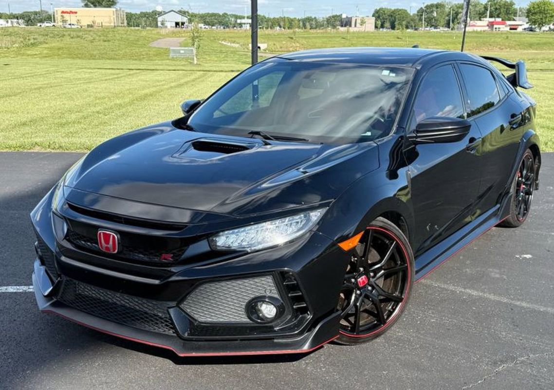 Used 2018 Honda Civic Type R image 1