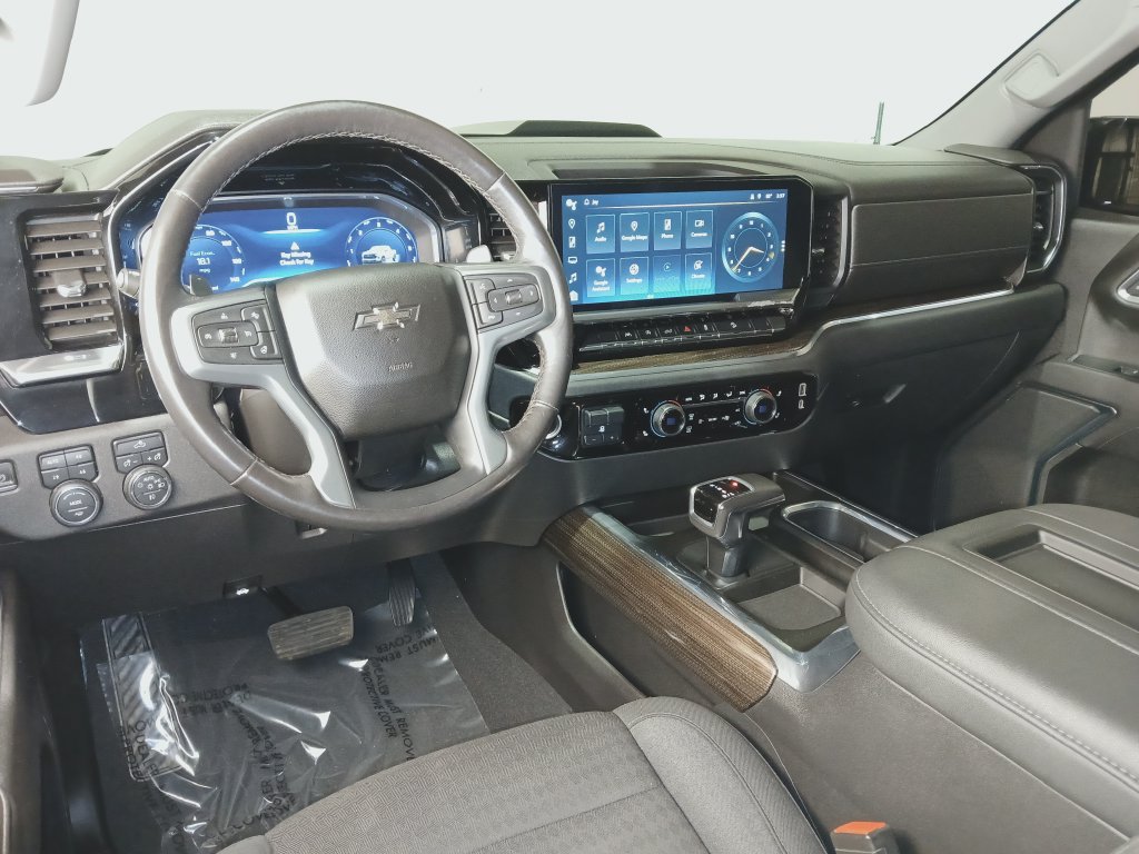 Used 2022 Chevrolet Silverado 1500 LT Trail Boss AWD/4WD image 9