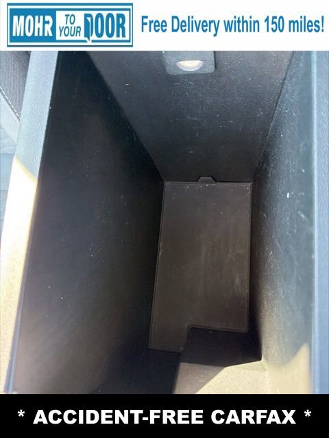 Used 2018 Chevrolet Equinox LS image 23