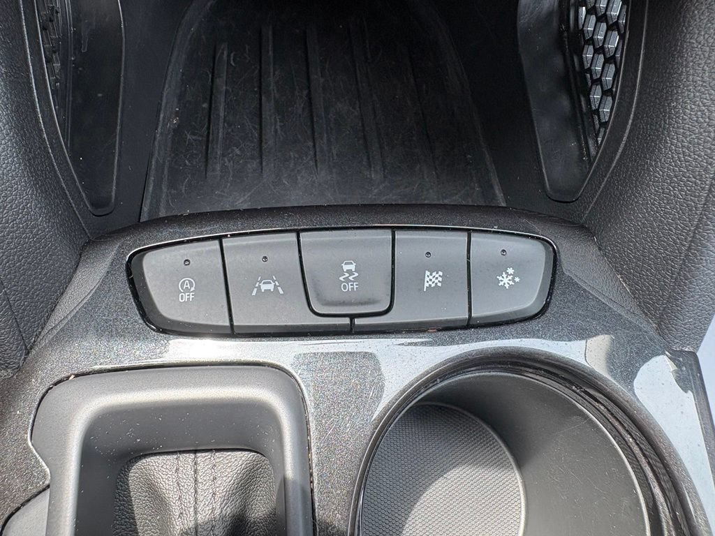 Used 2024 Chevrolet TrailBlazer LT FWD image 3