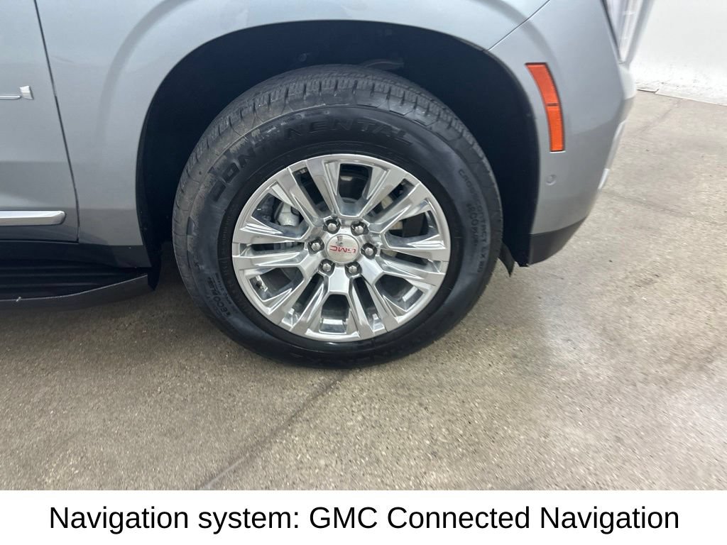 Used 2025 GMC Yukon XL Denali AWD/4WD image 16