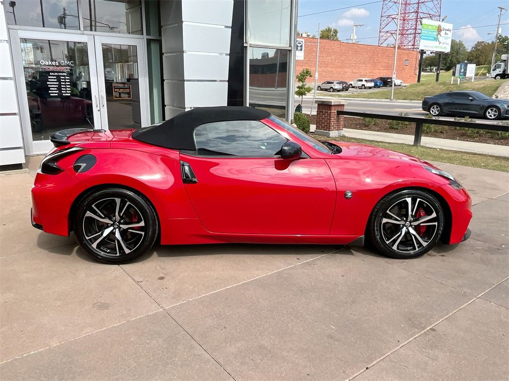 Used 2018 Nissan 370Z Touring Sport image 7