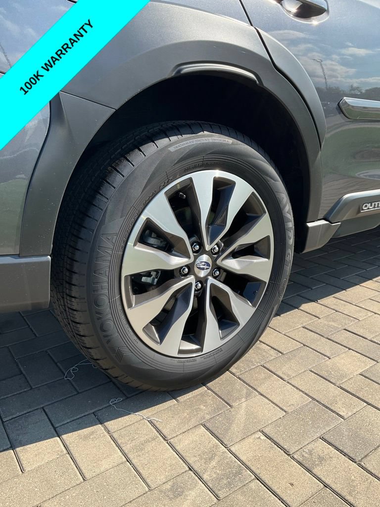 Certified 2025 Subaru Outback Limited AWD/4WD image 33