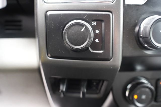 Used 2019 Ford F250 XLT w/ Snow Plow Prep Package AWD/4WD image 28