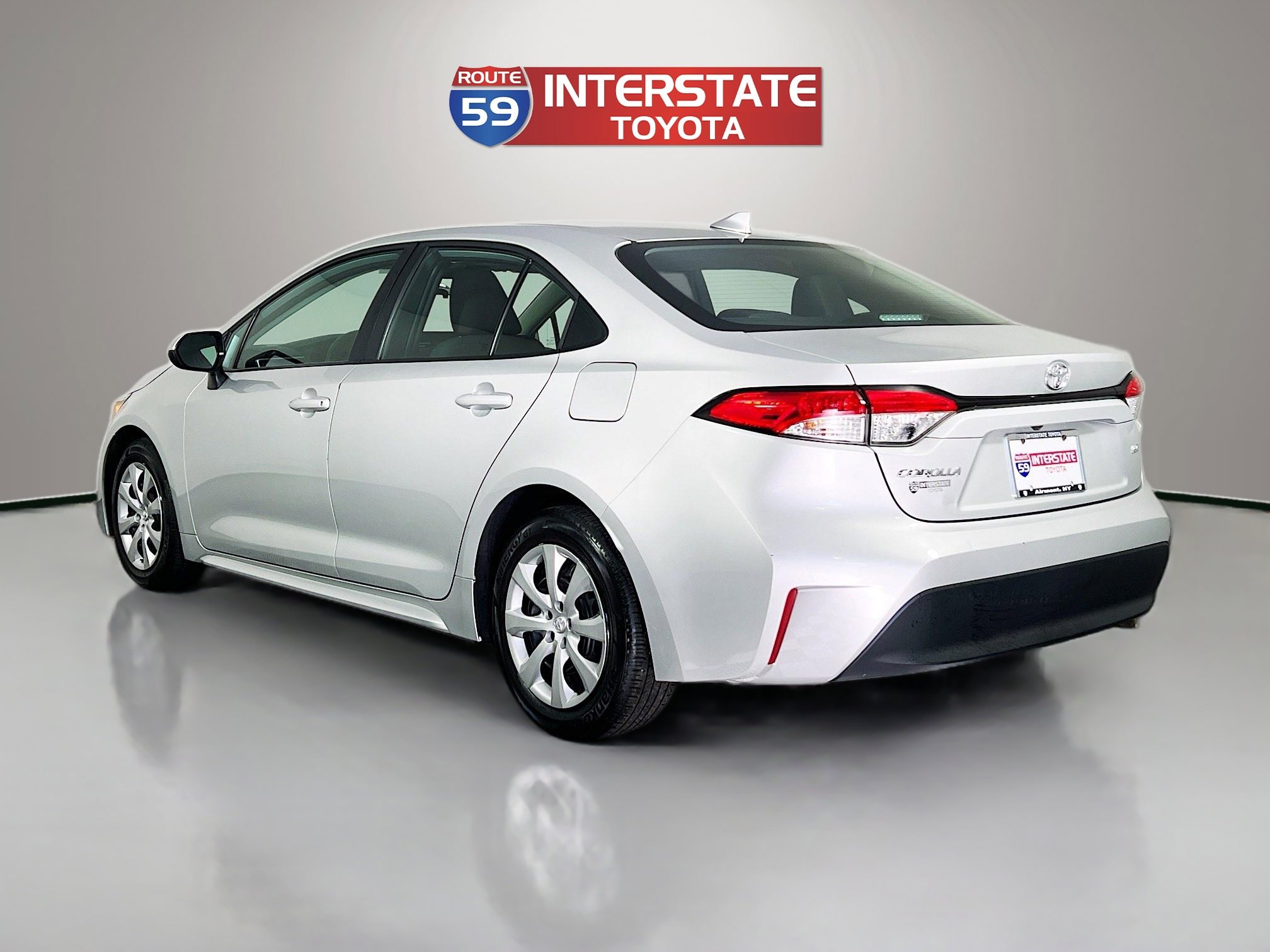 Certified 2025 Toyota Corolla LE image 5