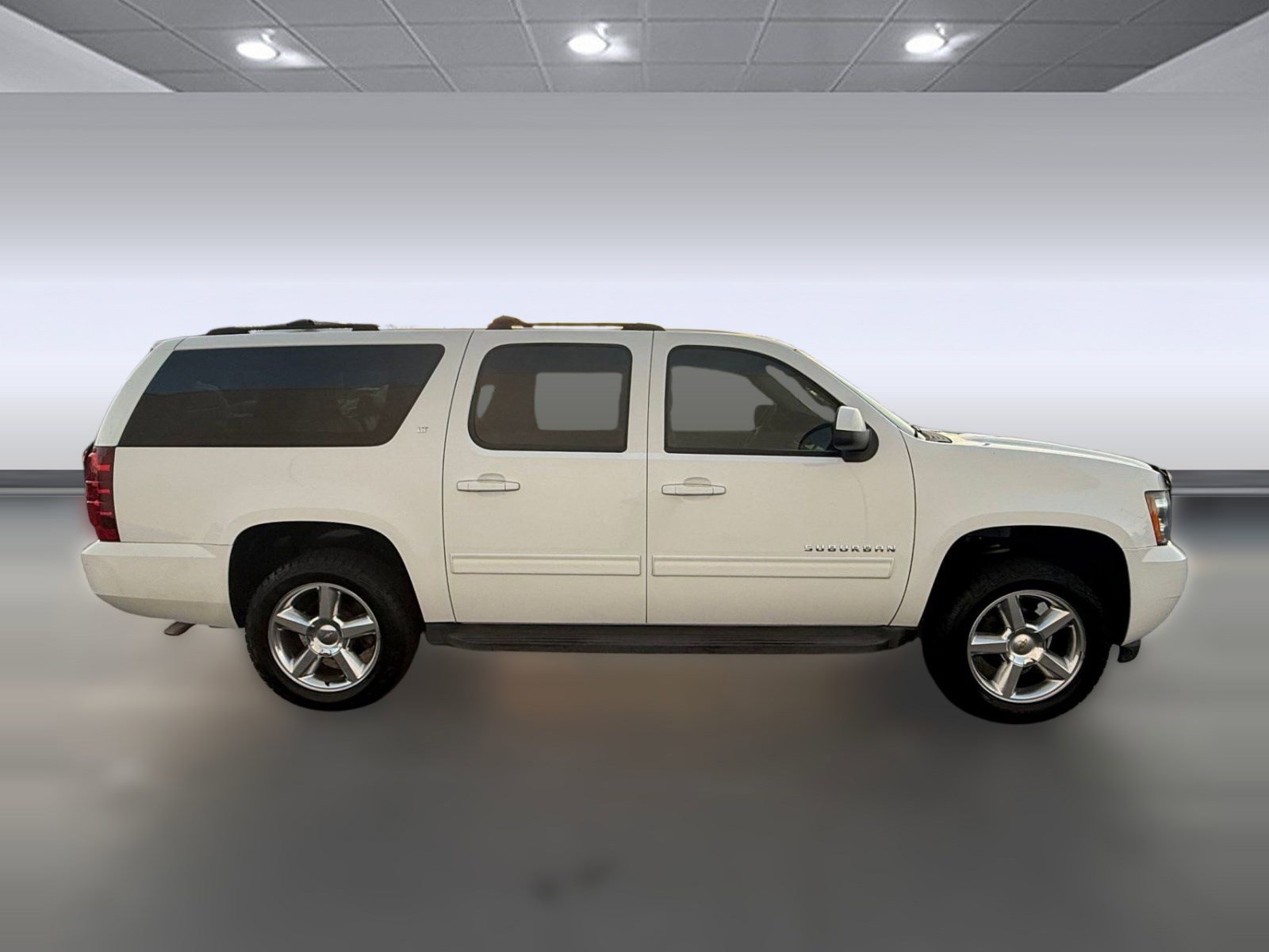 Used 2012 Chevrolet Suburban LT w/ Luxury Package image 8