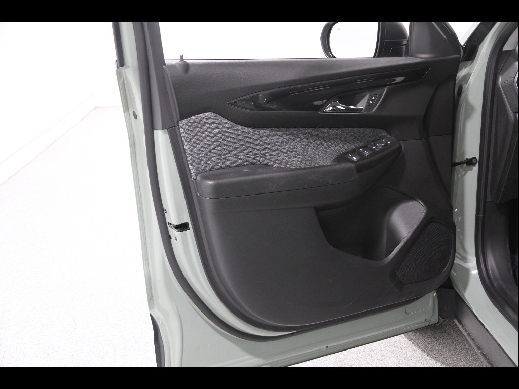 Certified 2025 Chevrolet TrailBlazer LS w/ LS Convenience Package image 4