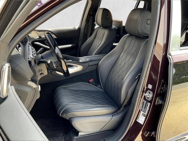Used 2024 Mercedes-Benz Maybach GLS 600 4MATIC image 24