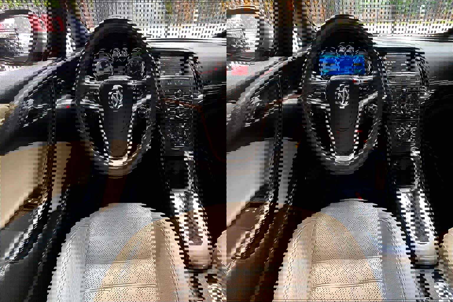 Used 2016 Buick Cascada Premium image 5