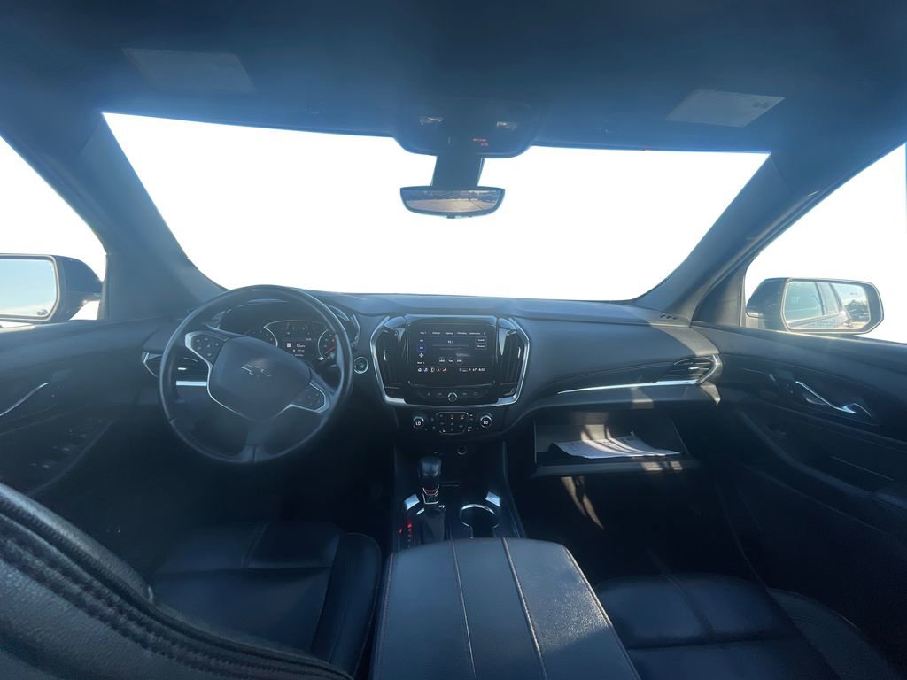 Used 2022 Chevrolet Traverse RS AWD/4WD image 9