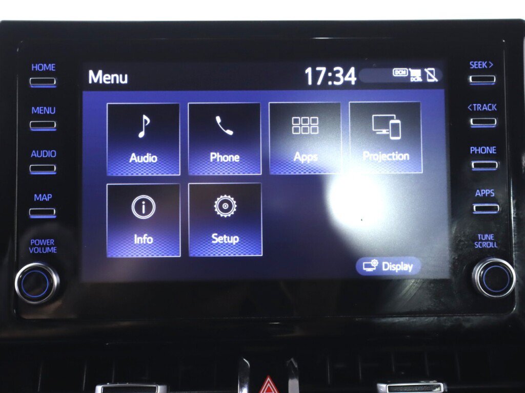 Used 2020 Toyota Corolla SE FWD image 19
