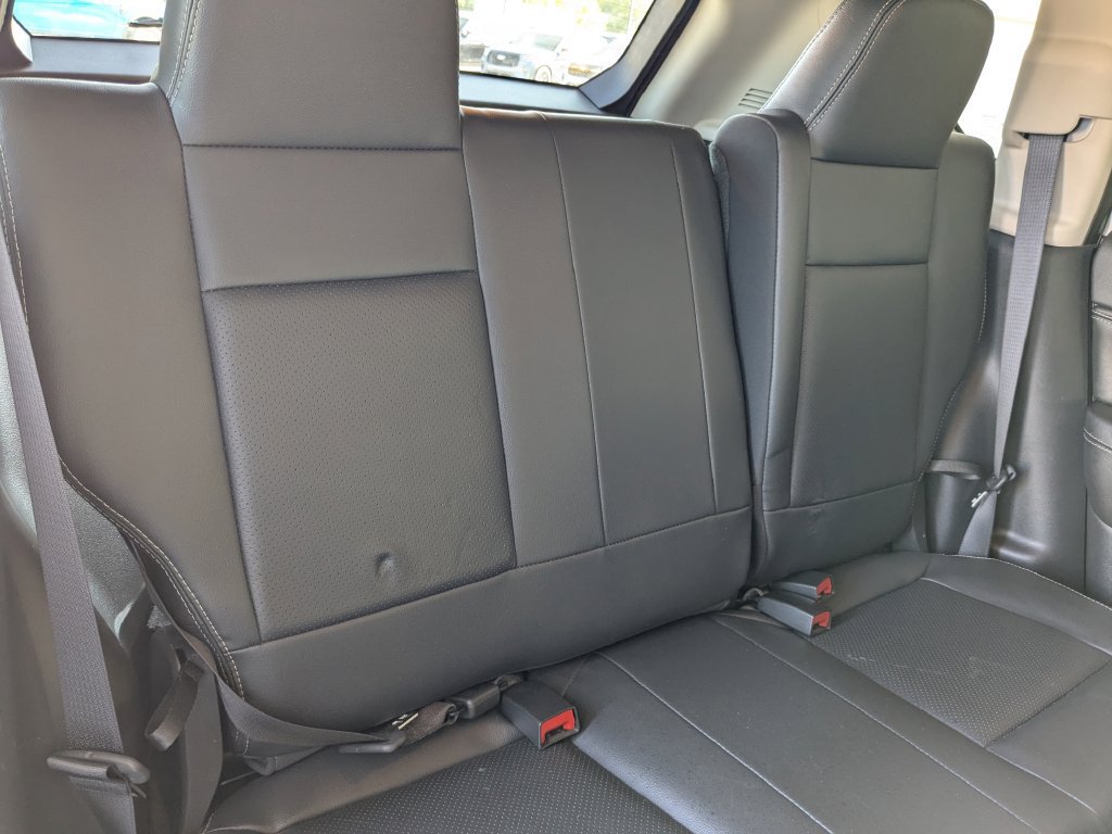Used 2016 Jeep Compass High Altitude AWD/4WD image 29