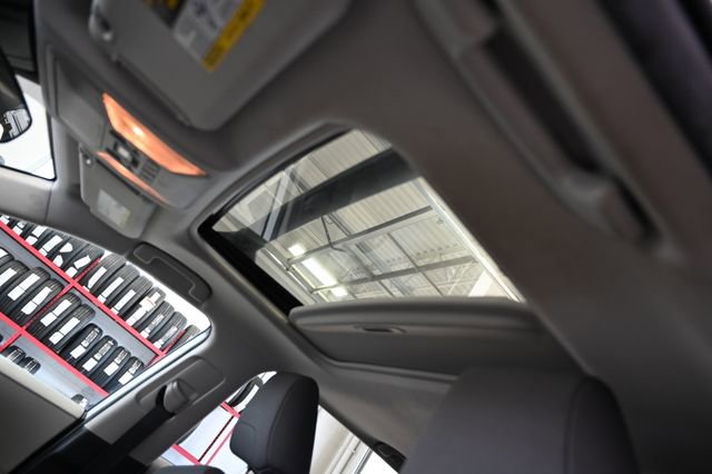 Used 2021 Toyota RAV4 XLE w/ Convenience Package AWD/4WD image 22
