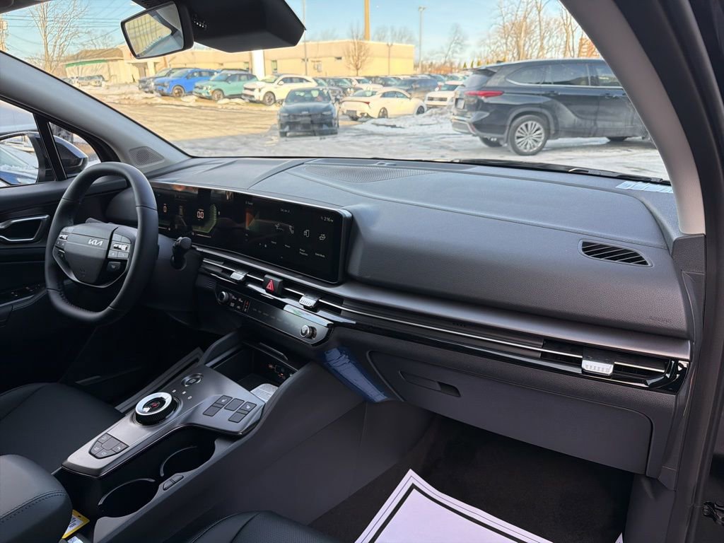 New 2026 Kia Sportage EX image 13