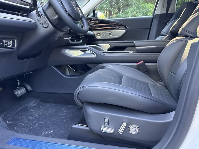 New 2026 Lincoln Nautilus Reserve AWD/4WD image 12