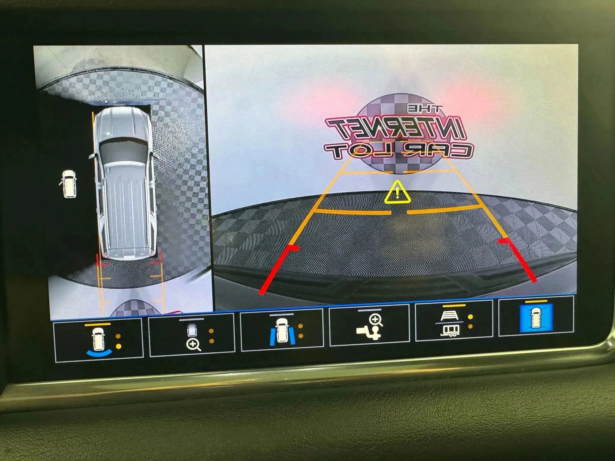 Used 2021 GMC Yukon XL Denali w/ Advanced Technology Package image 19