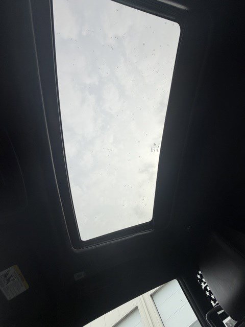 Used 2019 Dodge Challenger R/T w/ Plus Package image 17