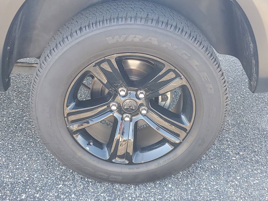 Used 2024 RAM 1500 Classic Warlock AWD/4WD image 30