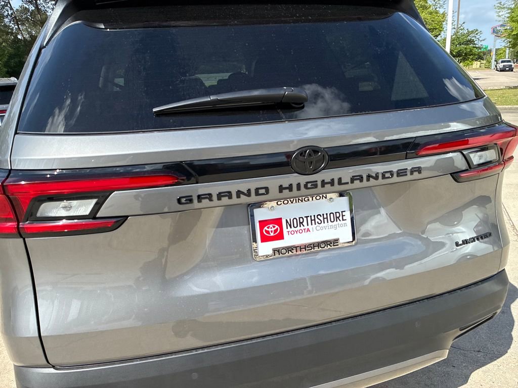 New 2026 Toyota Grand Highlander Limited image 6