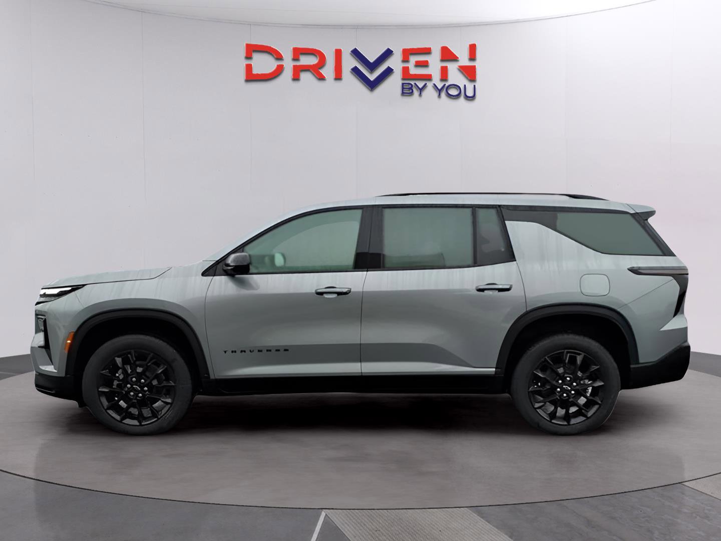 New 2026 Chevrolet Traverse LT w/ Midnight/Sport Edition image 2