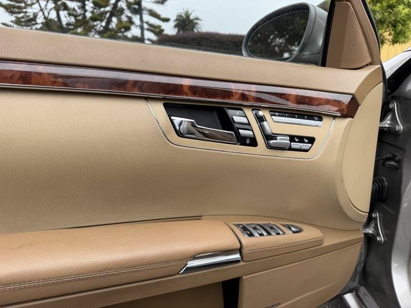 Used 2008 Mercedes-Benz S 550 image 29