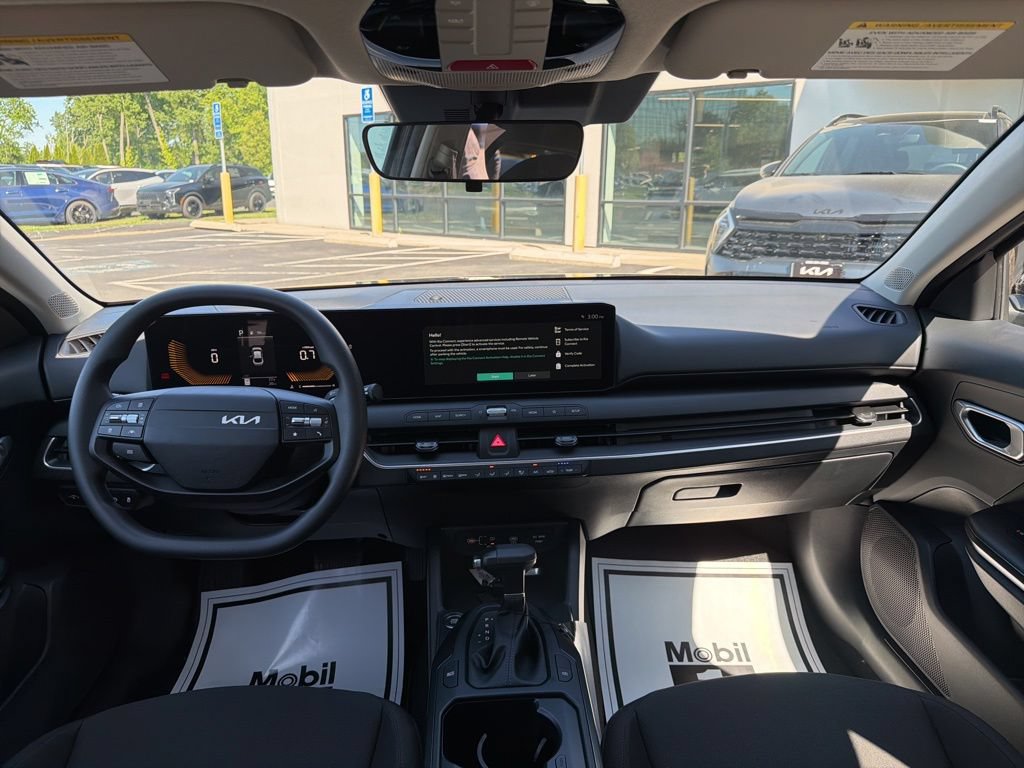 New 2026 Kia K4 FWD image 21
