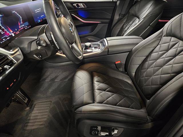 Certified 2025 BMW X5 sDrive40i w/ M Sport Package RWD image 17